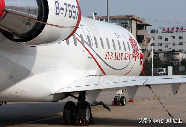 赵本山花2亿买的飞机，为什么着急卖掉？